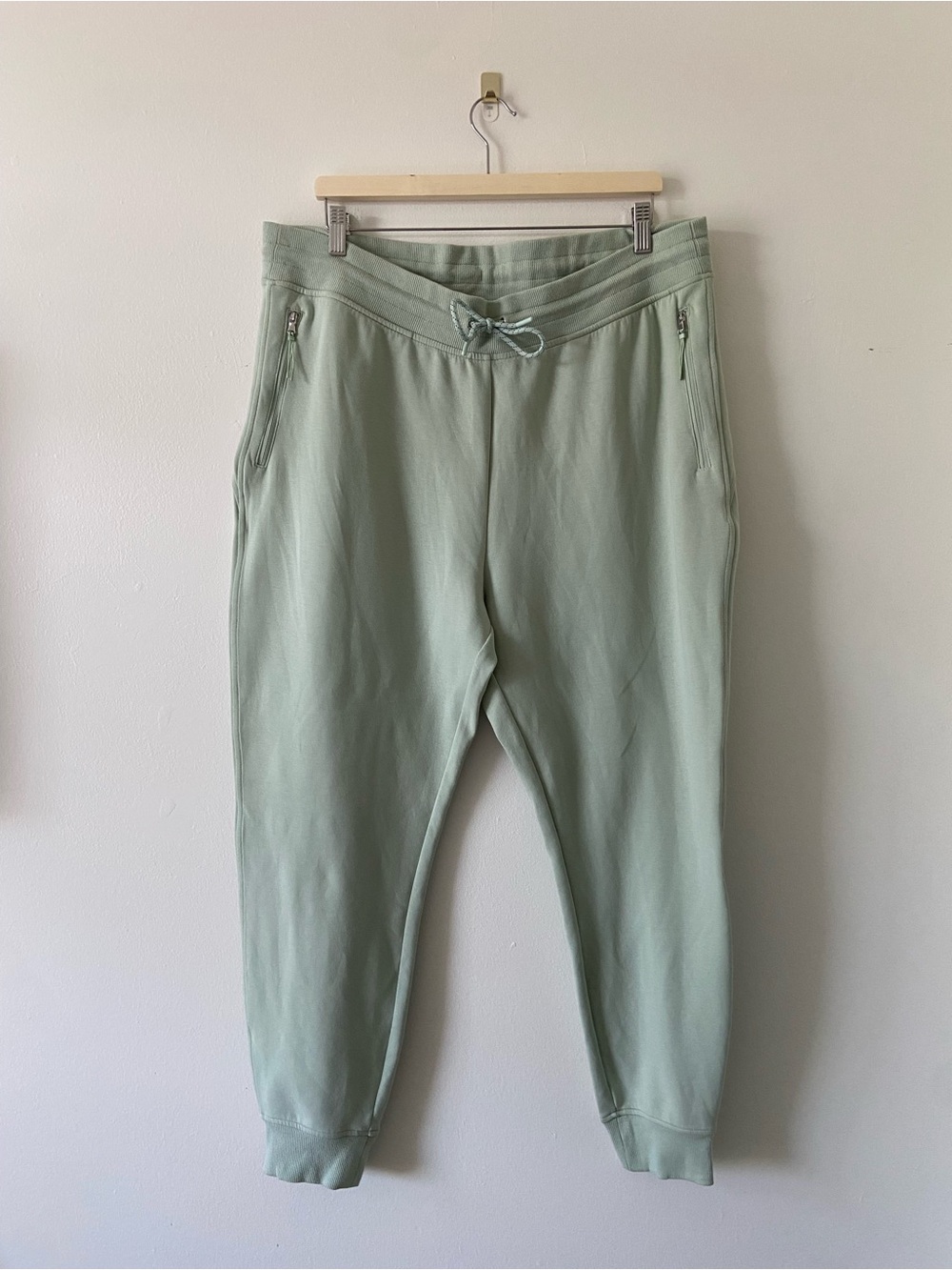 Old Navy Dynamic Fleece Joggers